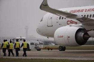 国产飞机修理视频  第2张