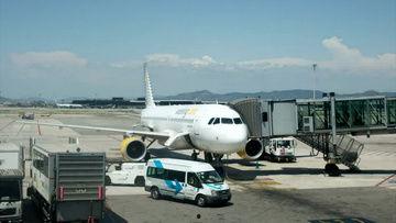 国产飞机修理视频  第3张